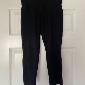 black cropped leggings